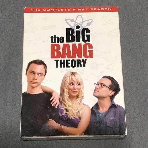 Big Bang Theory Seasons 1-3 & 5 - Picture 3 of 10